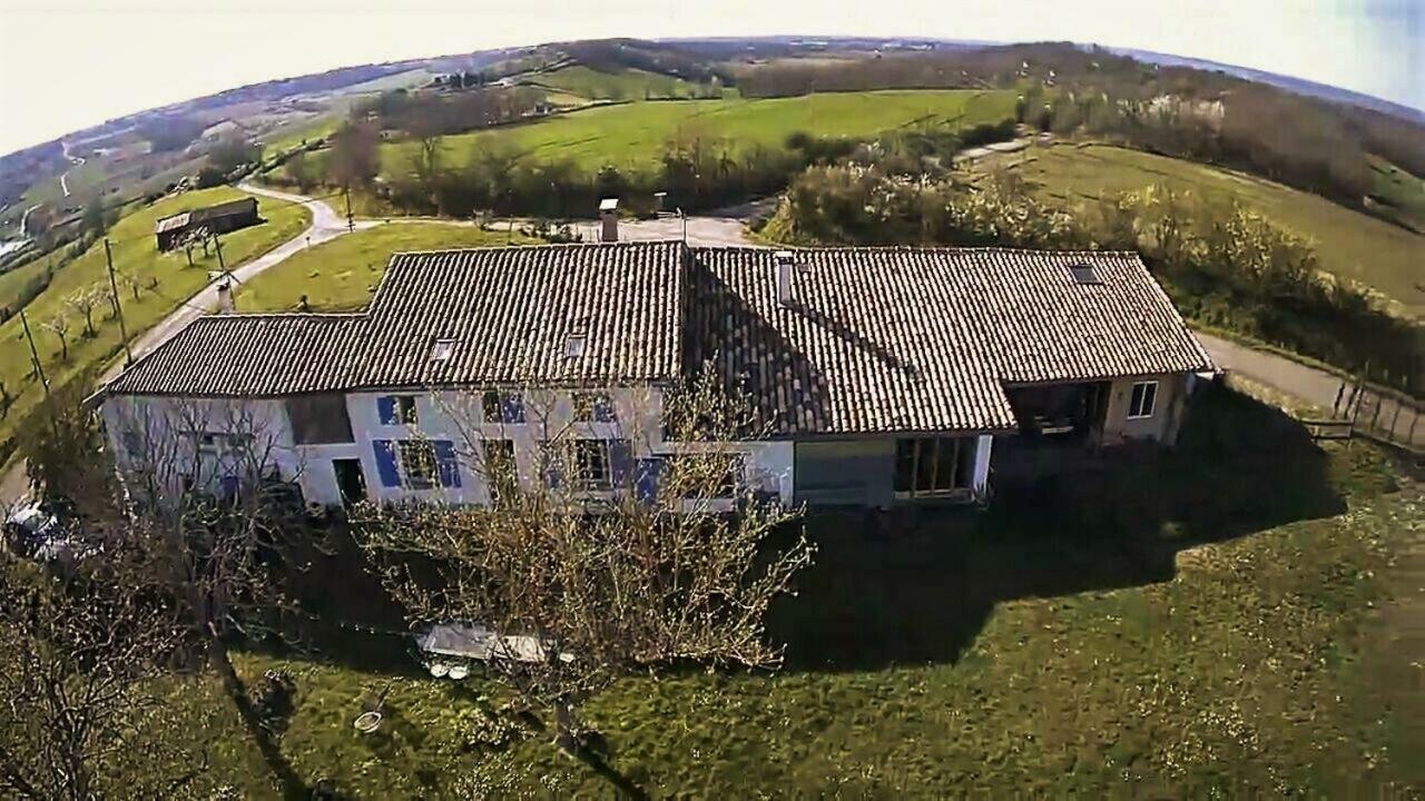 Au "Bon Endroit" 호텔 Genebrieres 외부 사진